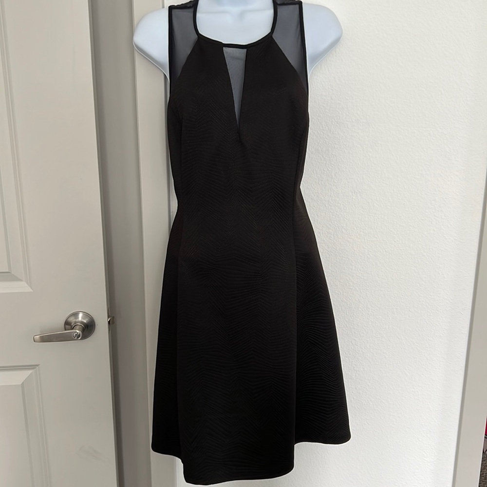Beautiful Guess black dress 👗